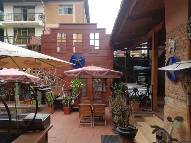 ሮዲዮ ምግብ ቤት/ Rodeo Addis Restaurant