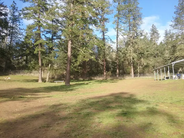 Sutherlin Dog Park