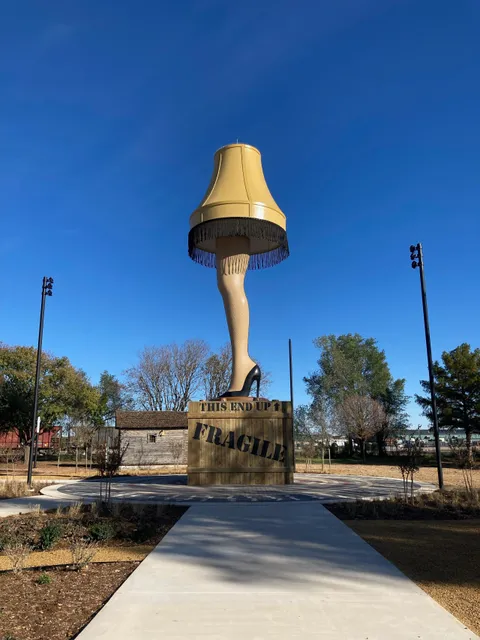 Chickasha Leg Lamp
