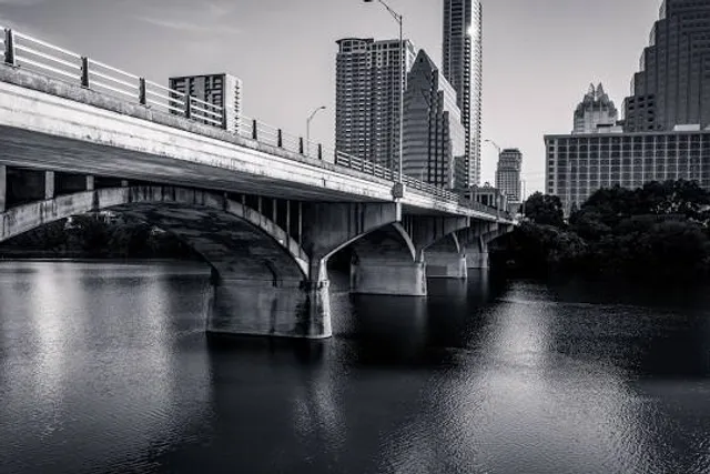 Ann W. Richards Congress Avenue Bat Bridge