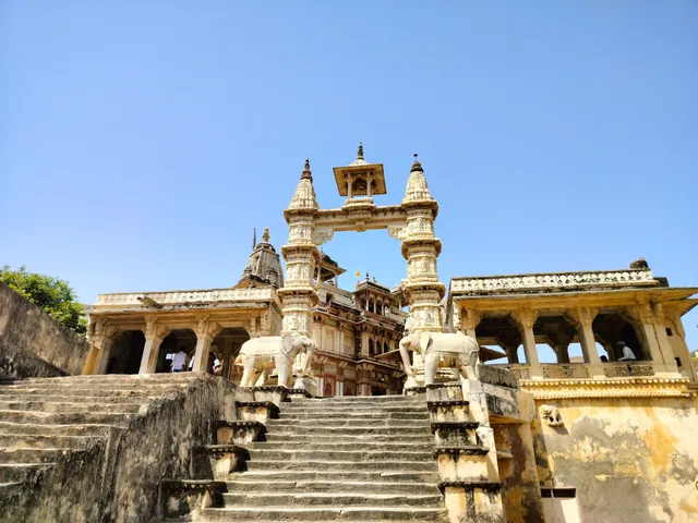 Krishna Meera Temple