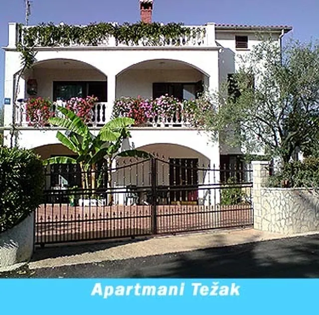 Apartments Težak