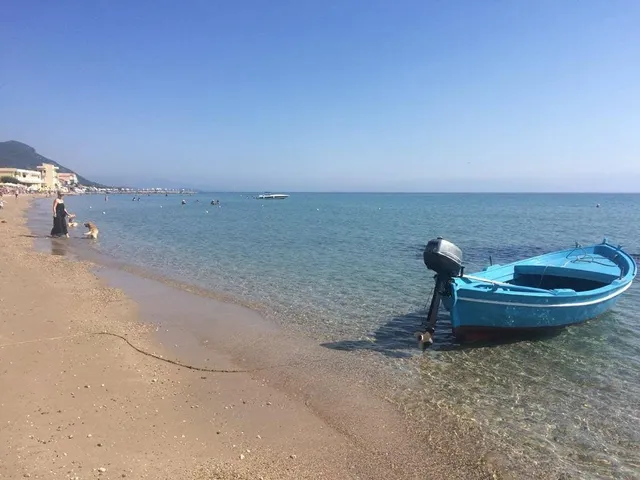 Paralia Mesoggi