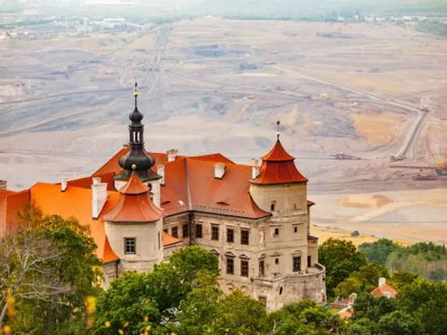 State Chateau Jezeří