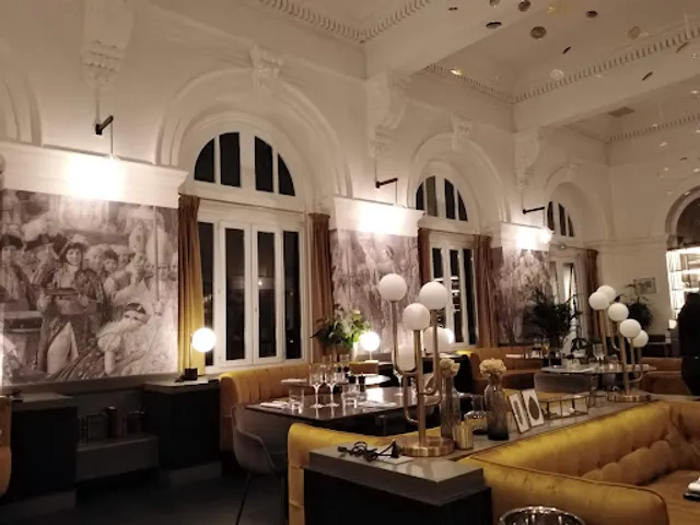 Le Grand Café Napoléon