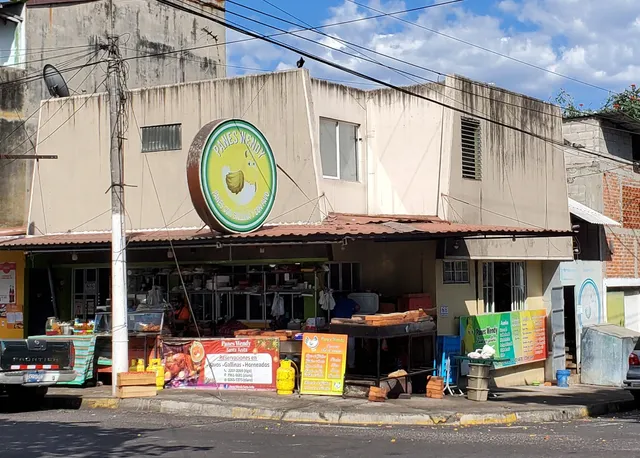 Panes con Gallina Wendy