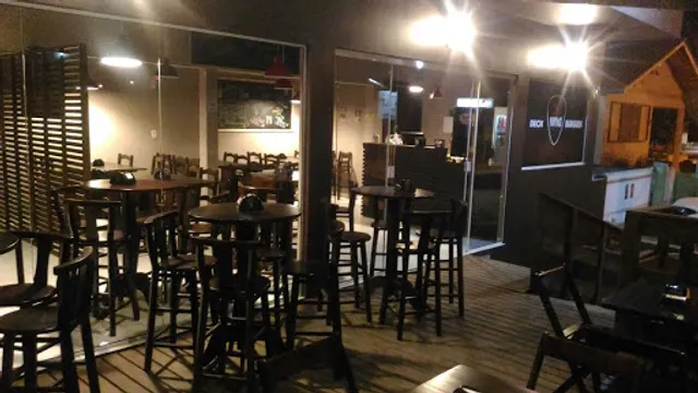 The Vintage Deck Burguer