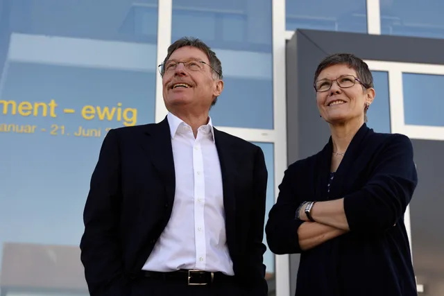 ARTWORK - Collection Alison and Peter W. Klein