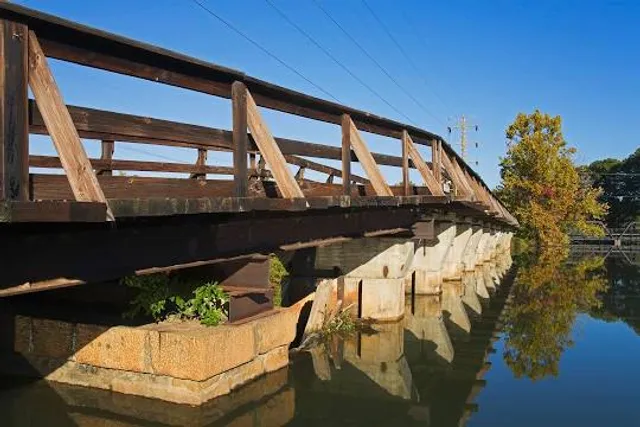 Columbia Canal and Riverfront Park