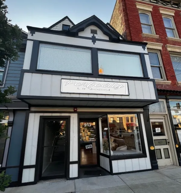 Perfectly Linked permanent jewelry