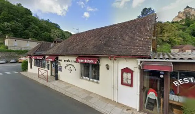 Terrasse Au Bord De La Dordogne Restaurant