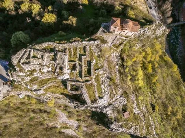 Castello Orguglioso o di Sassai