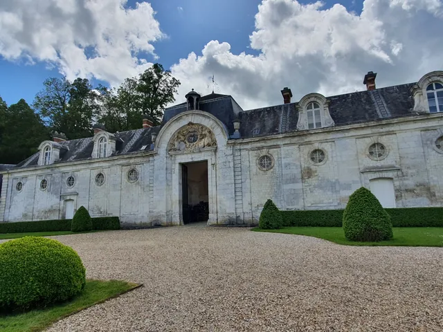 Chateau de Bizy