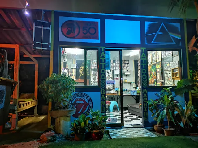 SOM​ SATANG​ BAR