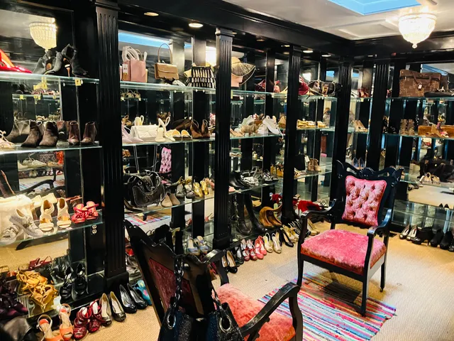 Sweet T’s Designer consignment