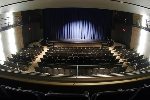 centre d'exposition Raymond-Lasnier