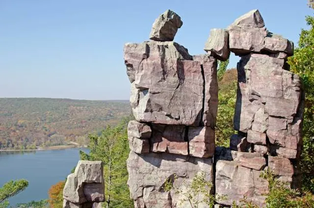 Baraboo Bluff Winery