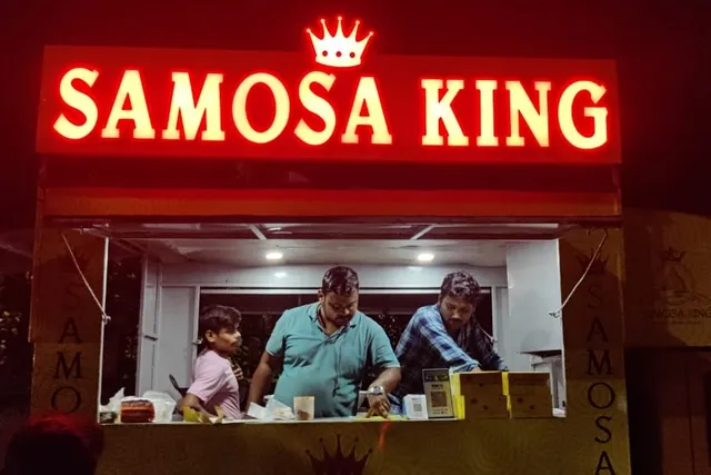 SAMOSA KING