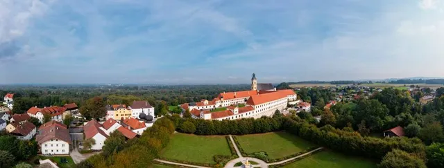 Augustiner-Chorherrenstift Reichersberg