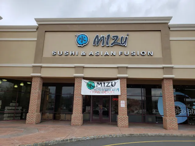 Mizu Sushi & Asian Fusion