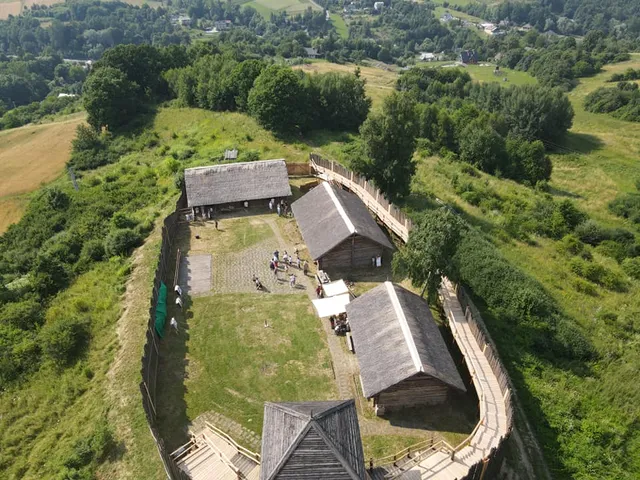 Osada Słowiańska w Stobiernej