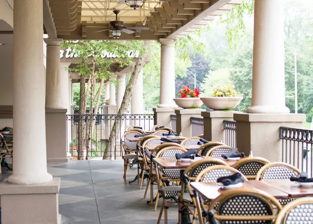 Bistro On The Boulevard