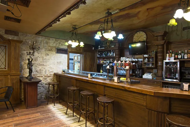 Restaurante La Traviata Cuellar