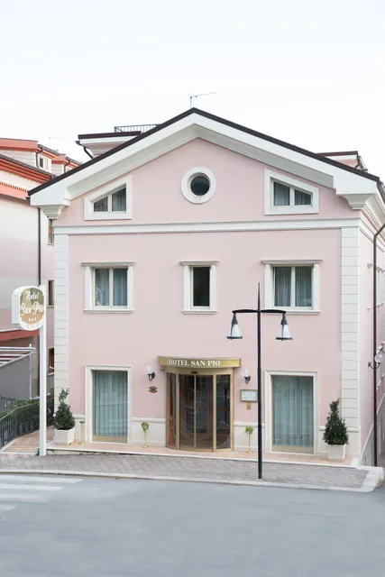 HOTEL SAN PIO