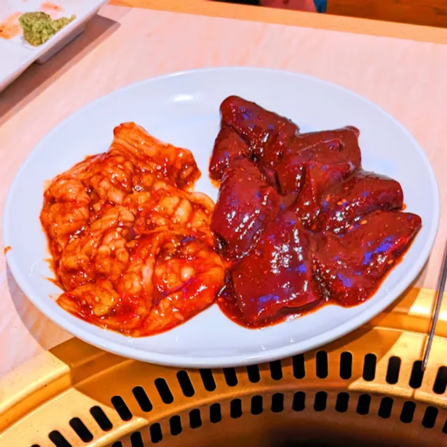 焼肉じゅうじゅう（十々）