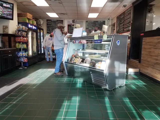 Dom's Cherry Street Deli