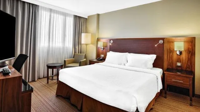 Courtyard by Marriott Toulouse Airport