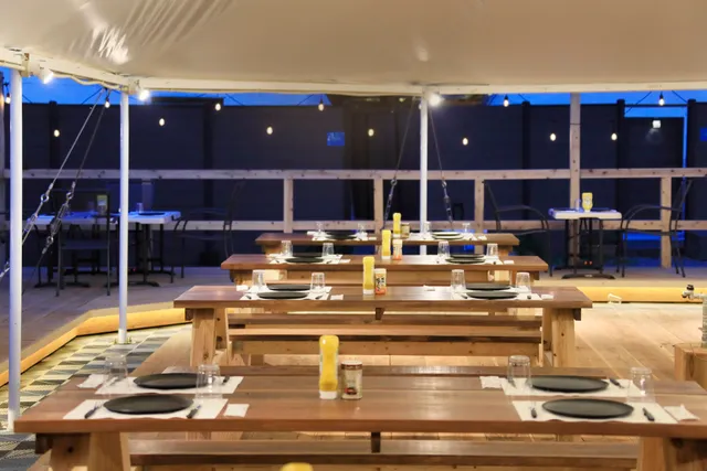 SPRINGS VILLAGE GRILL & BAR