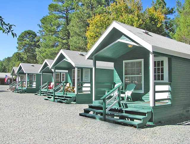Cottage Central Cabins