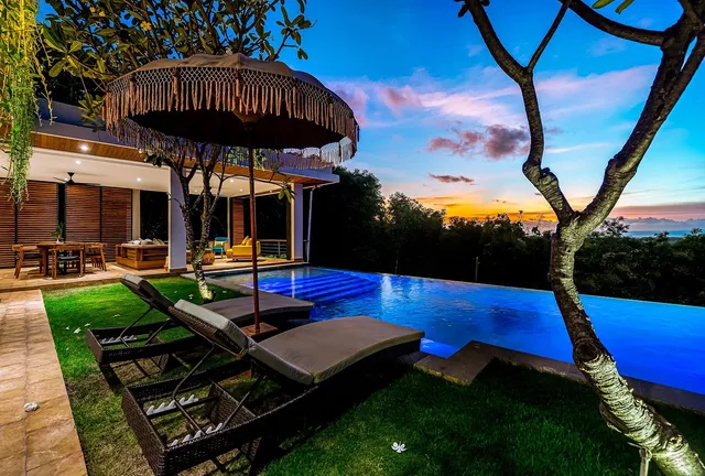 Uluwatu Sunset Hills