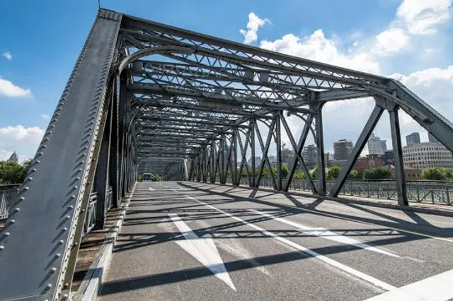 Deep River Camelback Bridge