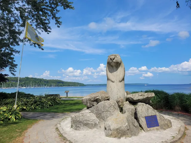 Wiarton Willie Statue