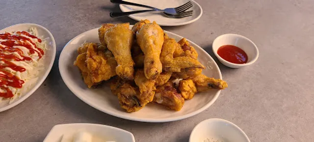 부리나치킨운암점