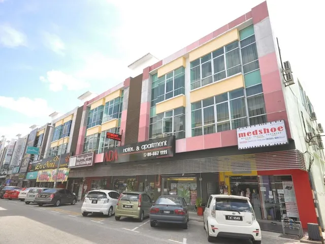 Ada Hotel & Apartment