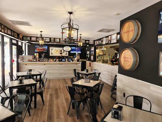 100 Montaditos Miami Lakes