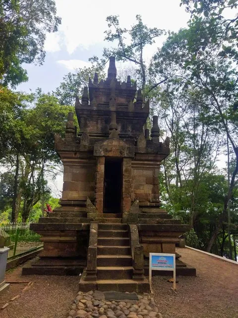 Candi Cangkuang