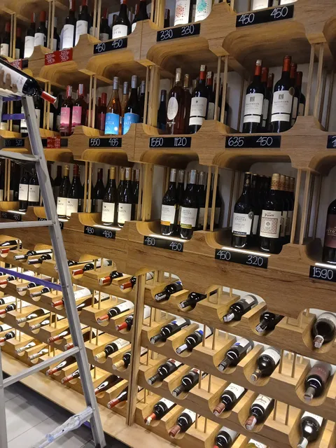 Vines Marina Plaza Manado