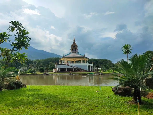Wat Khlong Phra Chao