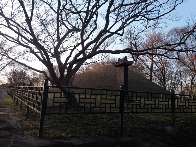 Gyeonhwon Palace Site