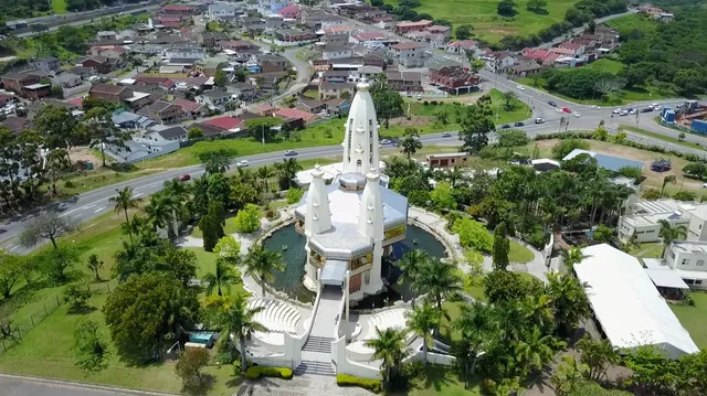 Sri Sri Radha Radhanath Temple