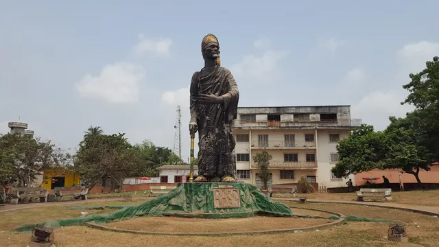 Toffa (ex Jean Bayol Square)