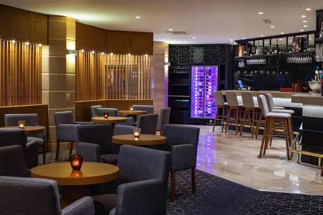 Amethystos Cocktail Bar & Verandah