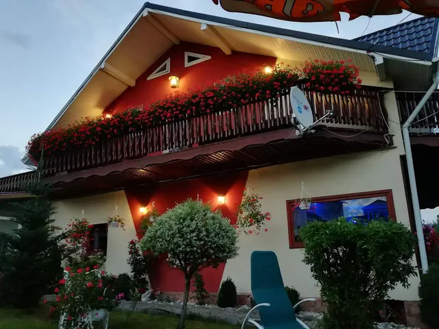 PENSIUNEA OFF ROAD CALIMANI