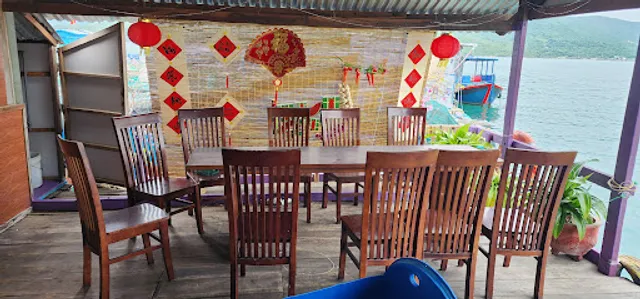 Làng Chài Hội Quán Cậu Béo 5