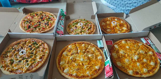 La Pino'z Pizza Sector-38