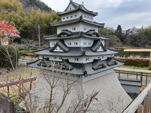 Sawayama Castle Ruins